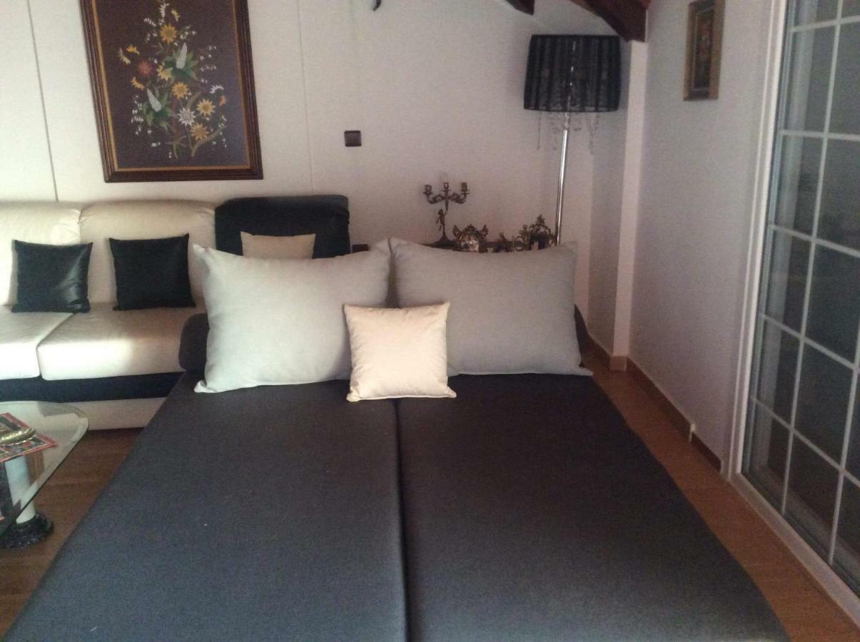 Suite In Front Of The Sea Nea Thesi Exterior photo